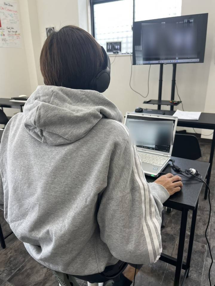 【就労移行支援事業所Blue Ocean都城】PC作業風景